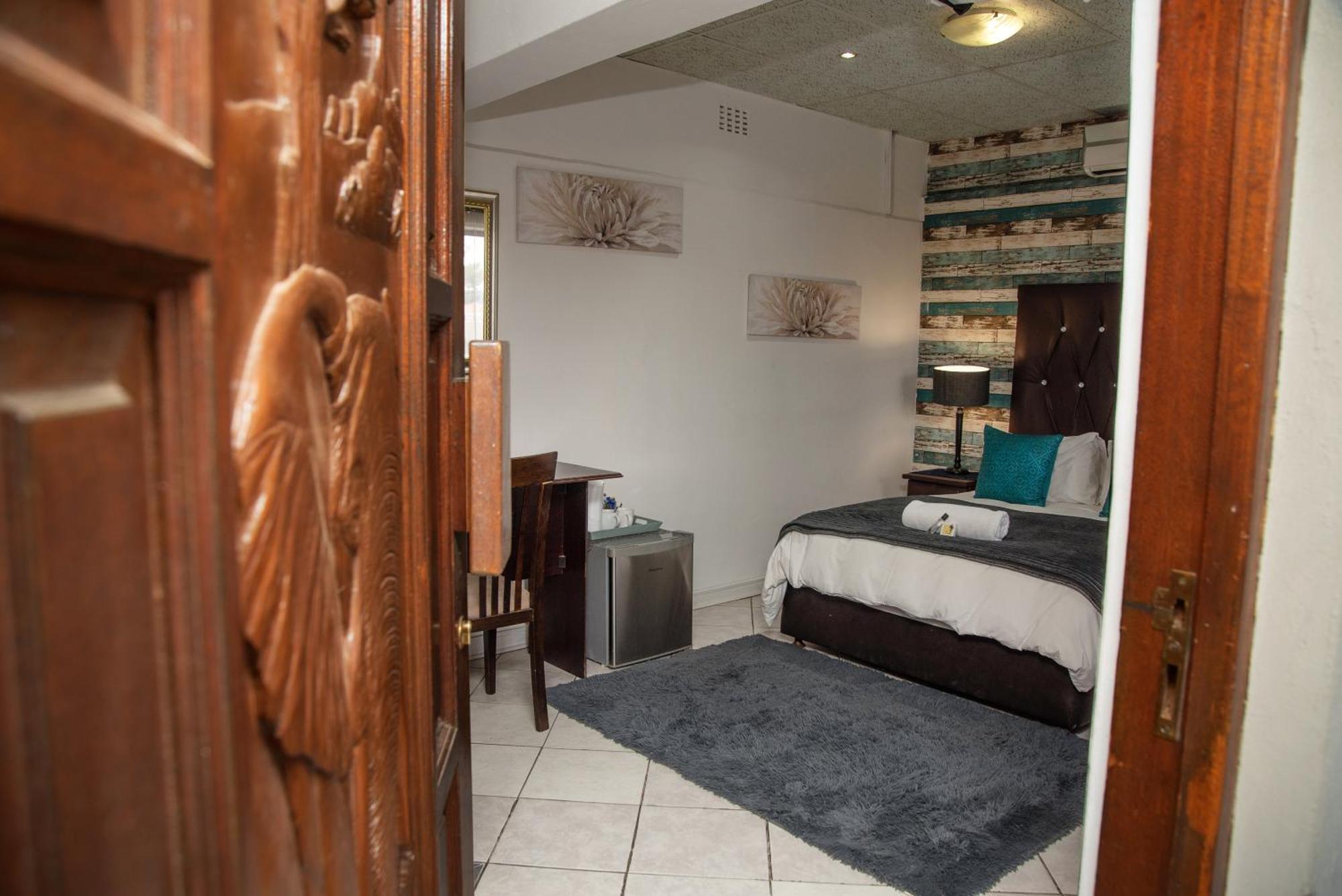 Bed and Breakfast Gold Guest & Conference Велком Экстерьер фото